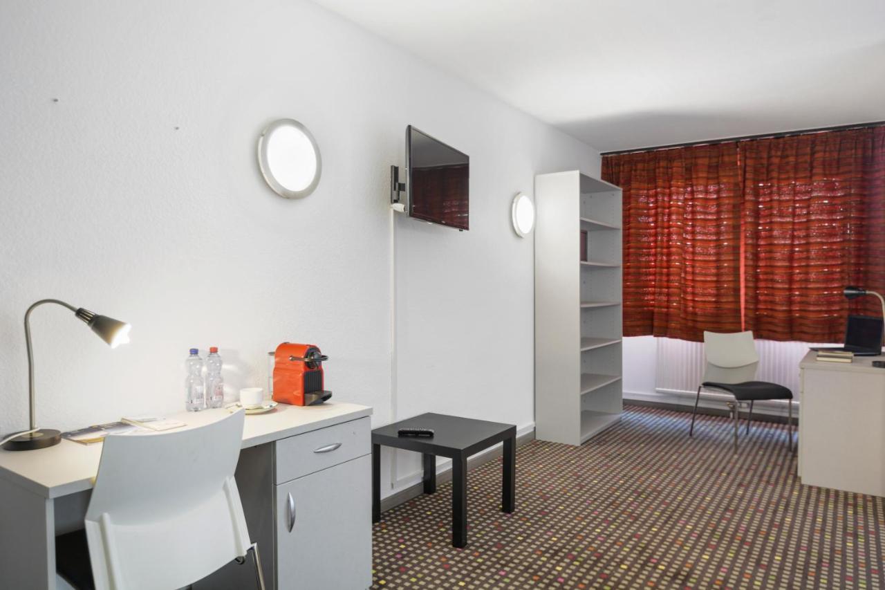 Neuchatel City Hotel מראה חיצוני תמונה