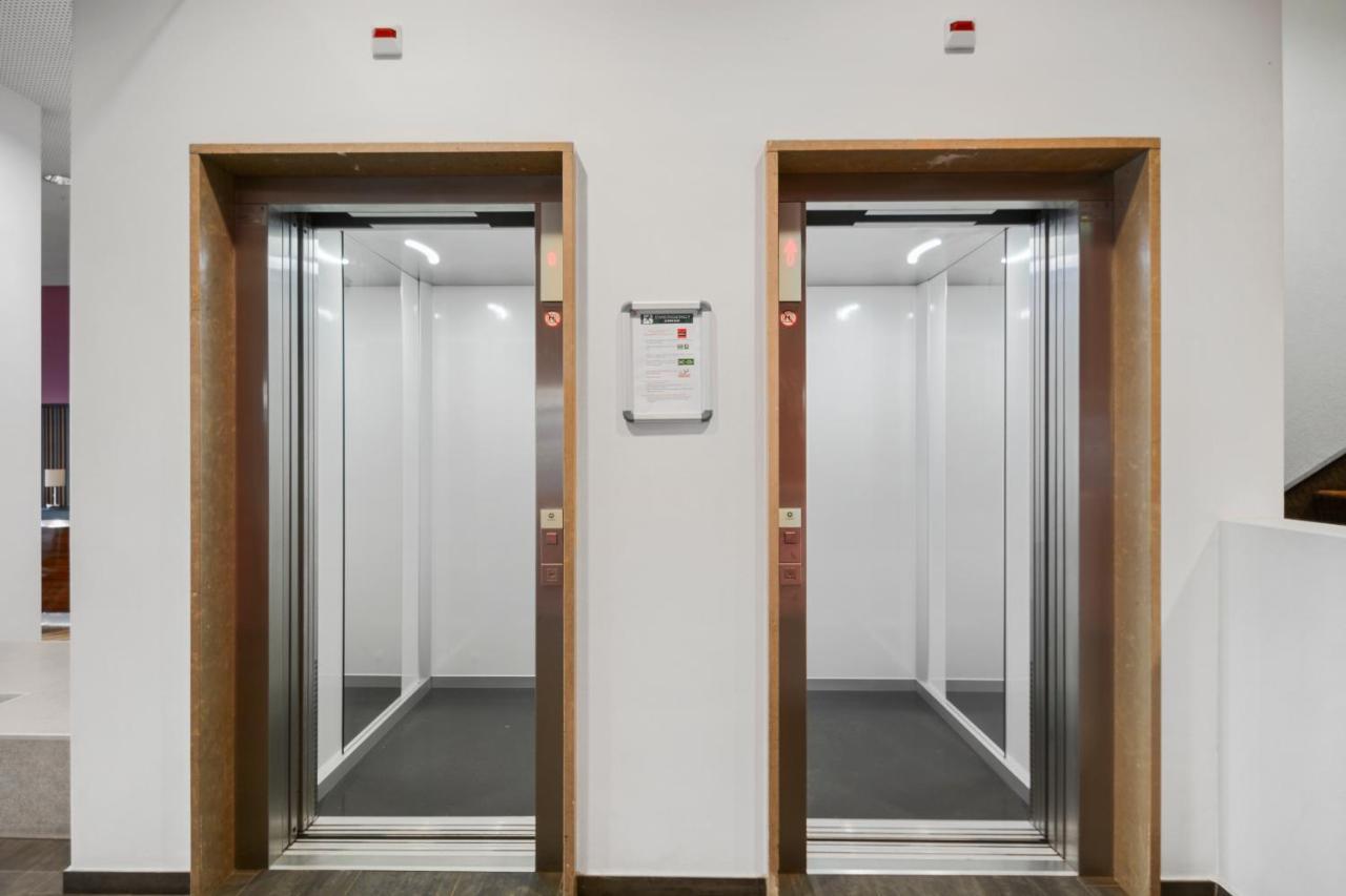 Neuchatel City Hotel מראה חיצוני תמונה