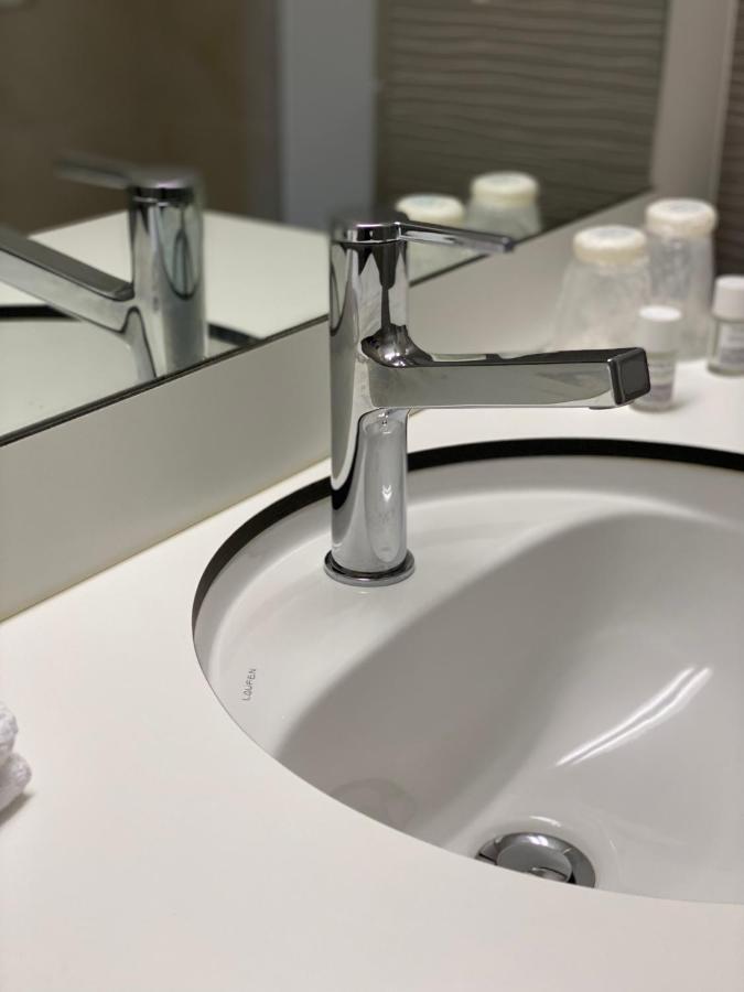 Neuchatel City Hotel מראה חיצוני תמונה