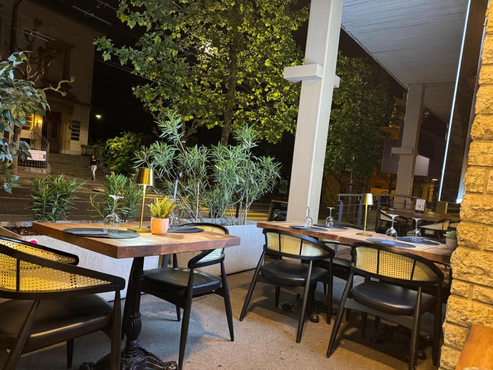 Neuchatel City Hotel מראה חיצוני תמונה